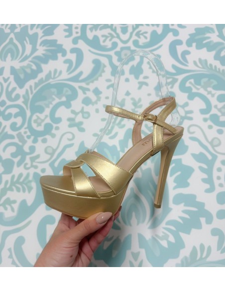 Sandalia con plataforma