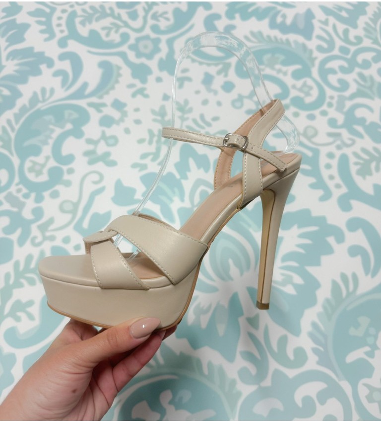 Sandalia con plataforma