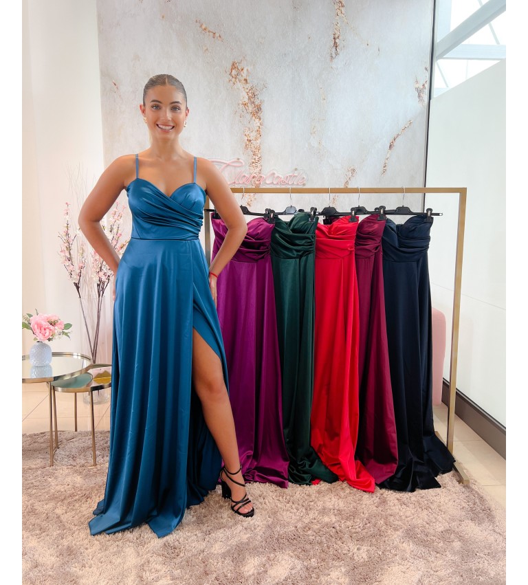 Vestido satinado escote corazón