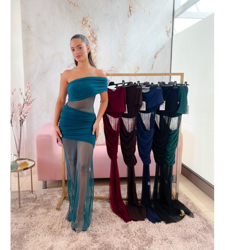 Vestido con transparencia