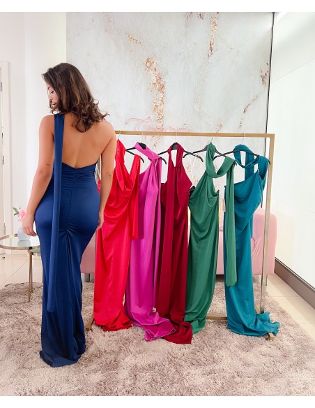 Vestido largo detalle cuello