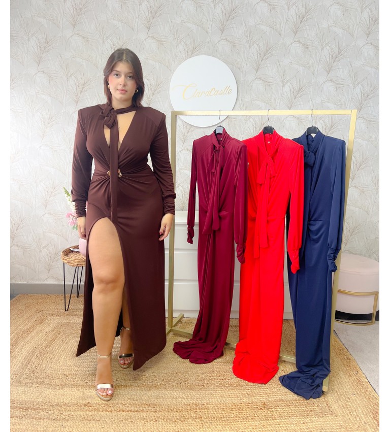 Vestido detalle cuello