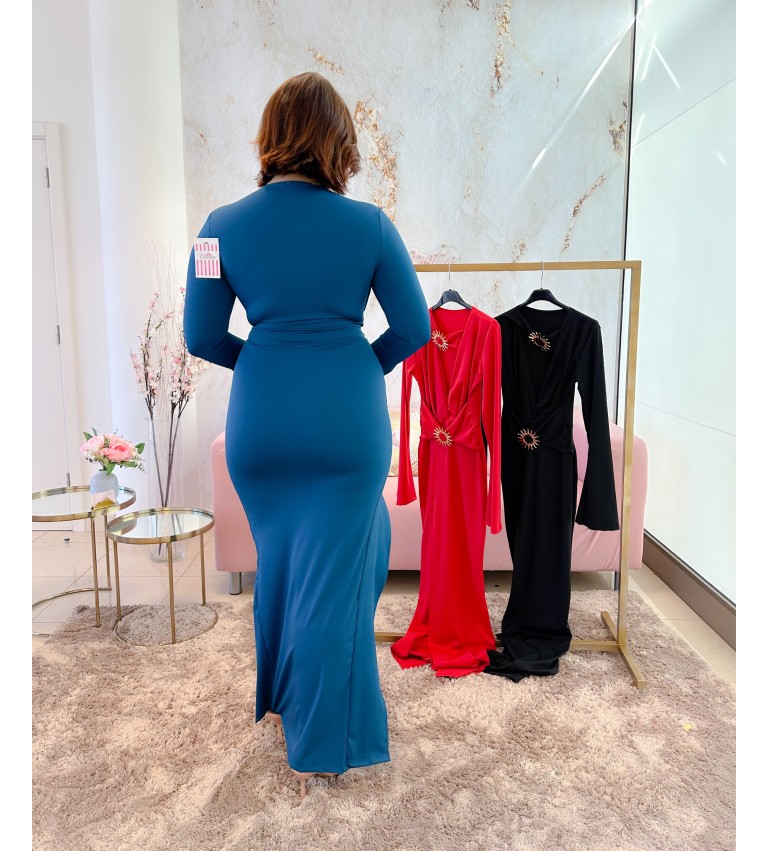 Vestido con detalle dorado