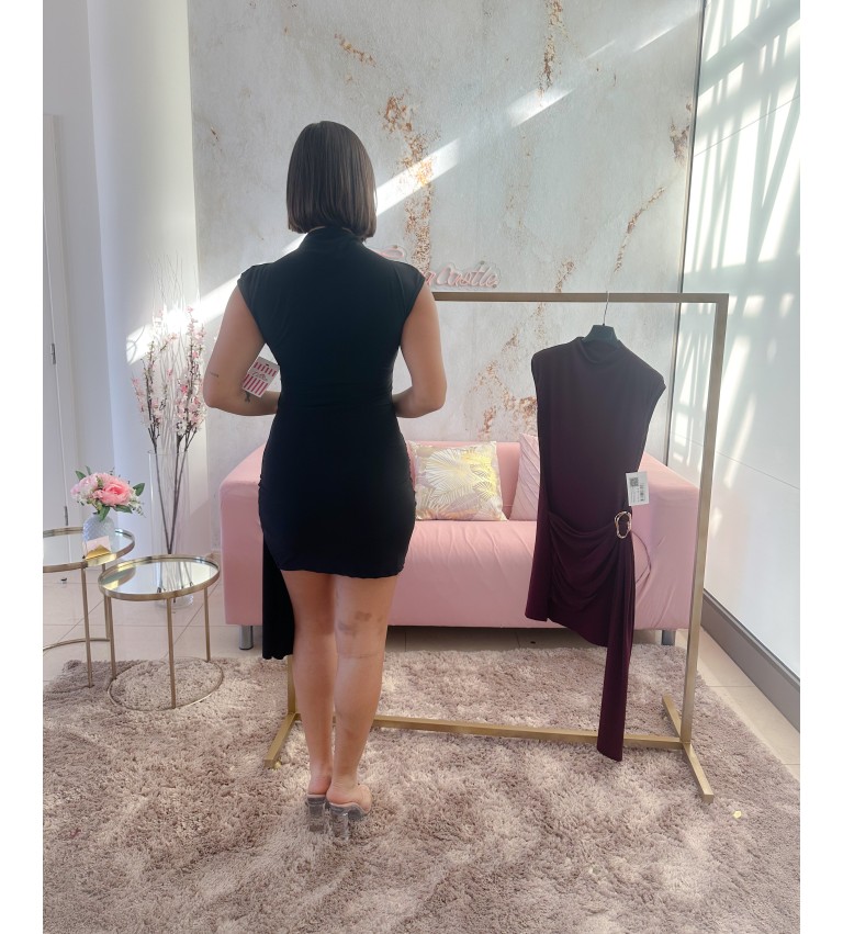 Vestido corto detalle dorado