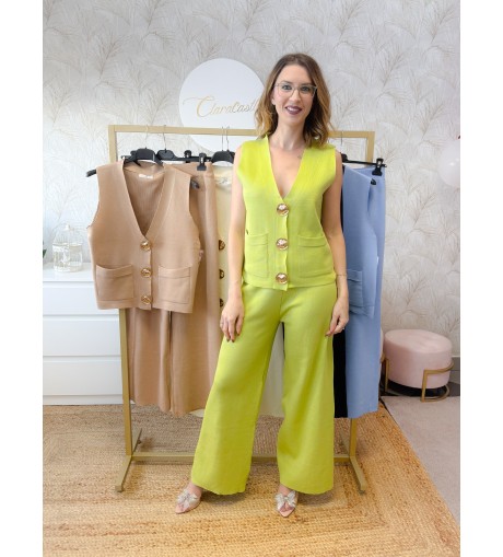 Conjunto chaleco + pantalón punto