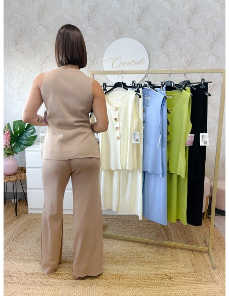 Conjunto detalle dorado